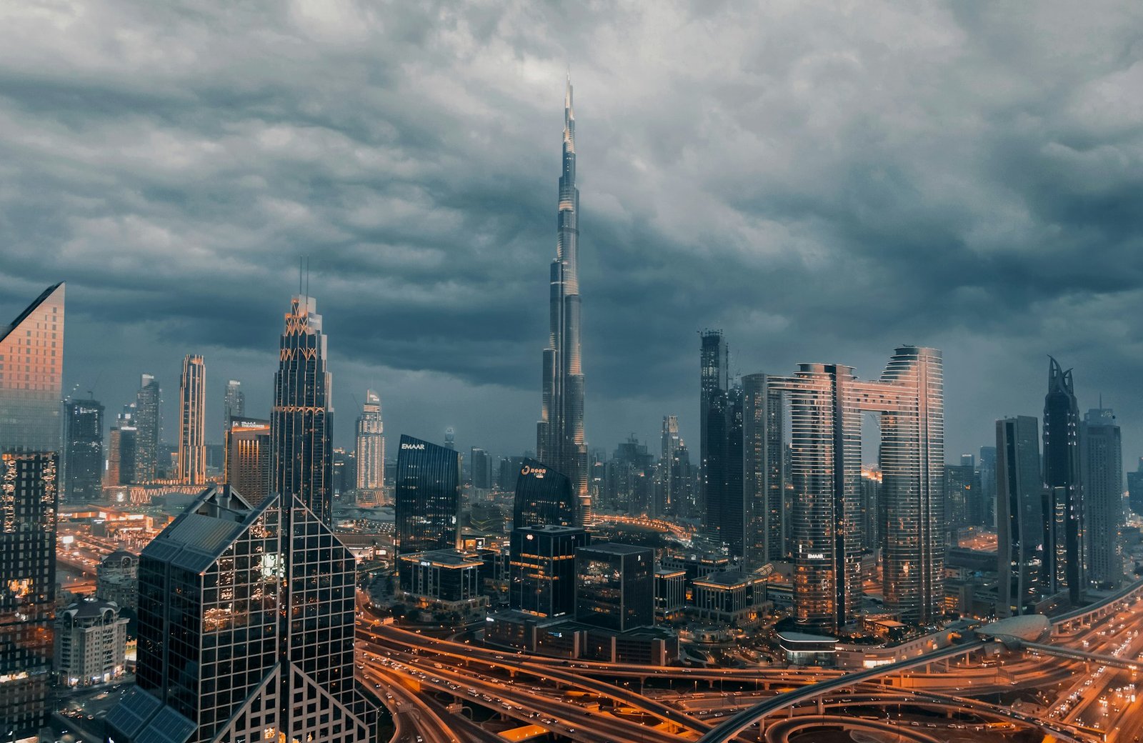 Burj Khalifa and the Downtown Dubai skyline, host city of FinNext Dubai 2027